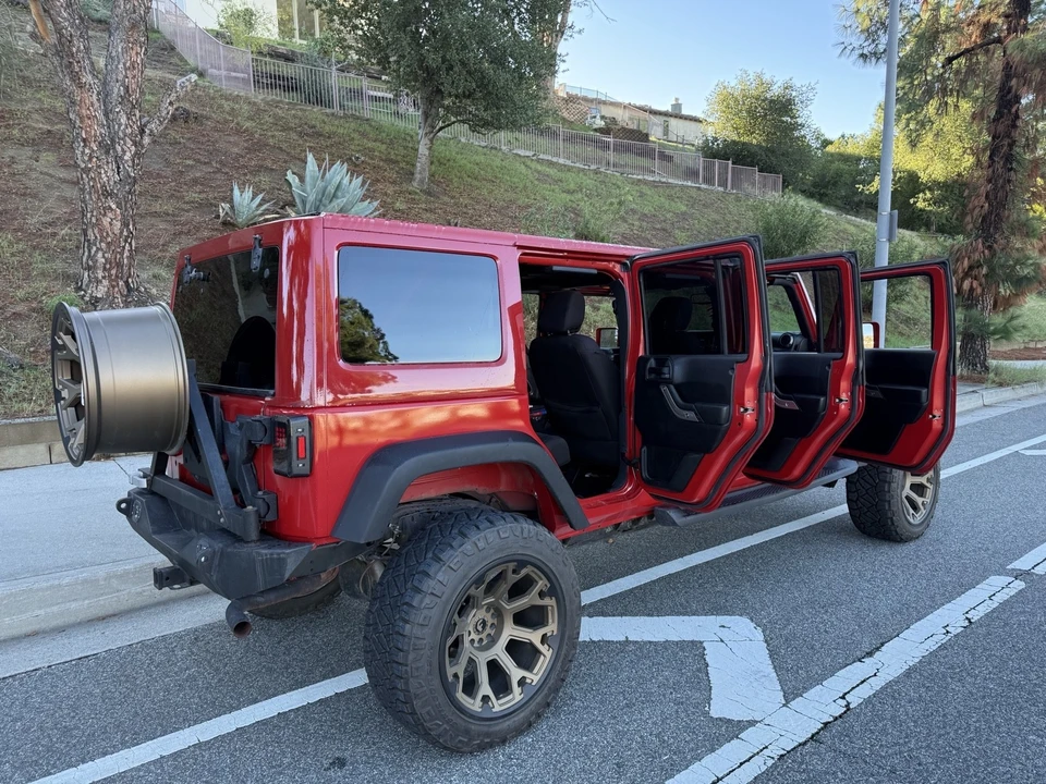 2018 Jeep Wrangler - Image 16 of 21