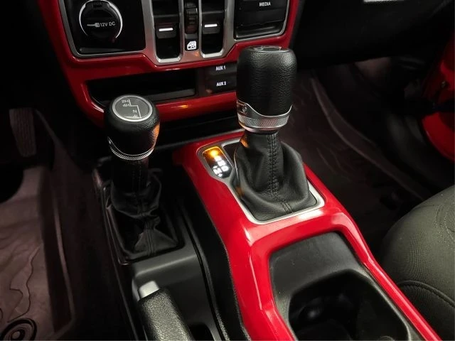 2018 Jeep JL Wrangler - Image 19 of 21