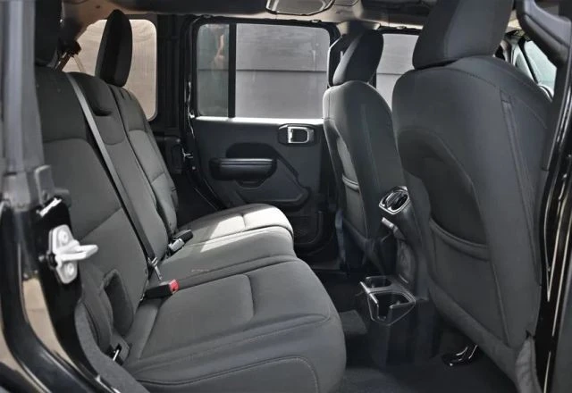 2018 Jeep JK Wrangler - Image 18 of 20