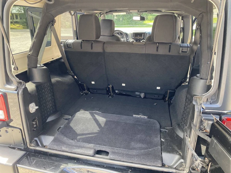 2018 Jeep JK Wrangler - Image 11 of 12