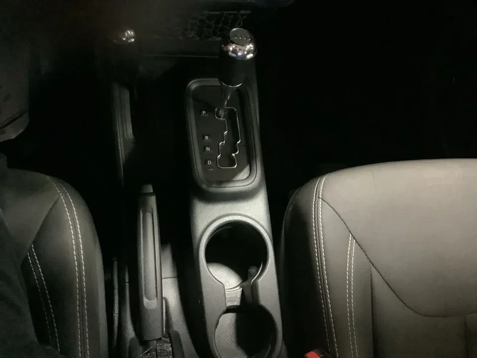 2018 Jeep JK Wrangler - Image 13 of 19