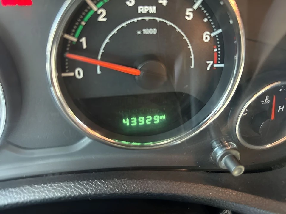 2018 Jeep - Image 23 of 25