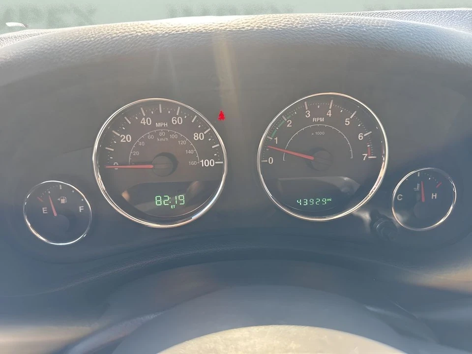 2018 Jeep - Image 21 of 25
