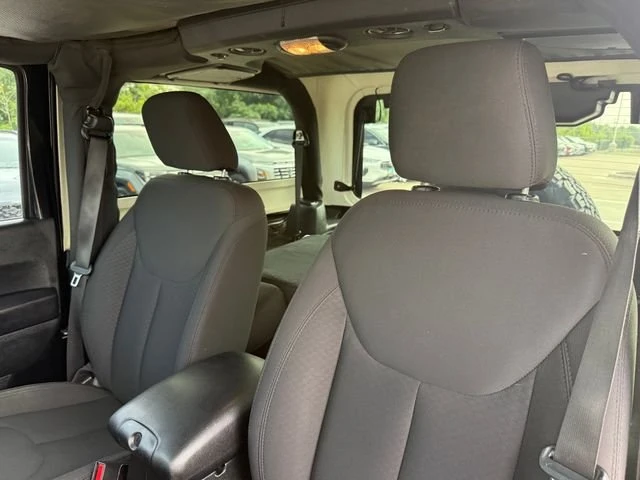 2018 Jeep JK Wrangler - Image 14 of 20