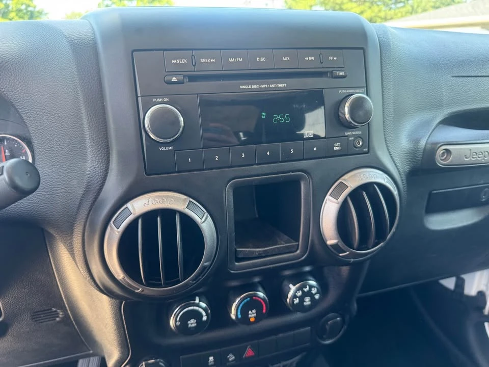 2018 Jeep JK Wrangler - Image 19 of 20