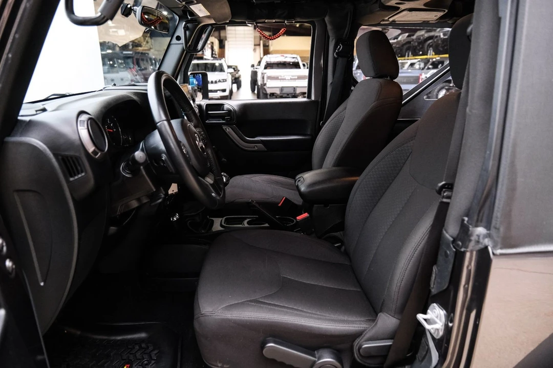 2018 Jeep JK Wrangler - Image 11 of 12