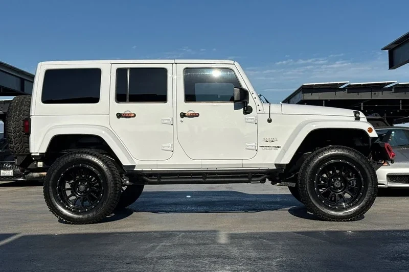 2018 Jeep JK Wrangler - Image 2 of 19