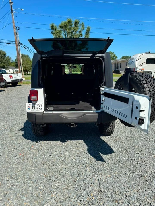 2018 Jeep JK Wrangler - Image 14 of 20