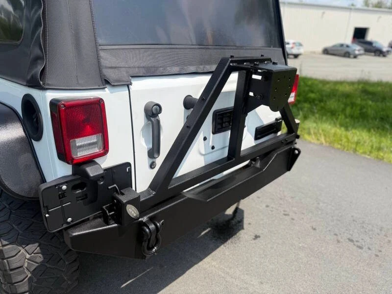 2018 Jeep JK Wrangler - Image 9 of 17