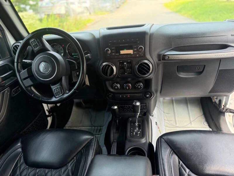 2018 Jeep JK Wrangler - Image 15 of 17