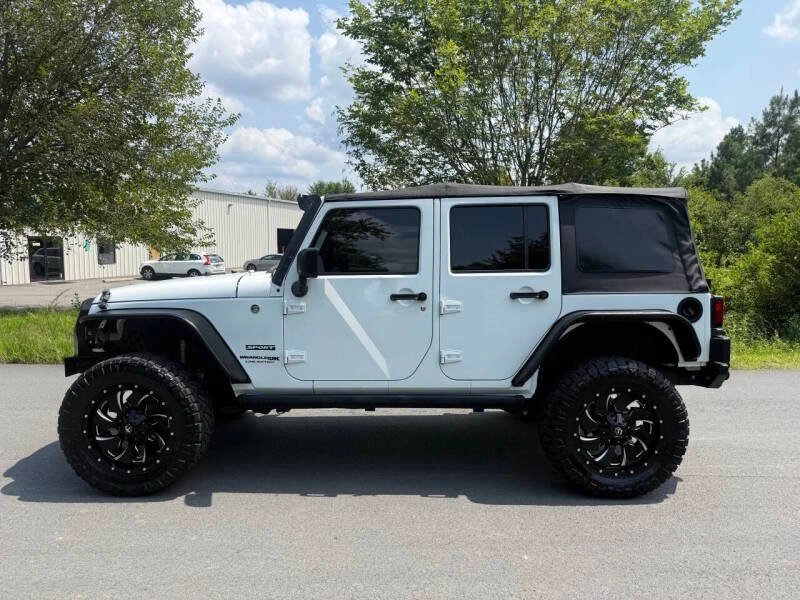 2018 Jeep JK Wrangler - Image 7 of 17