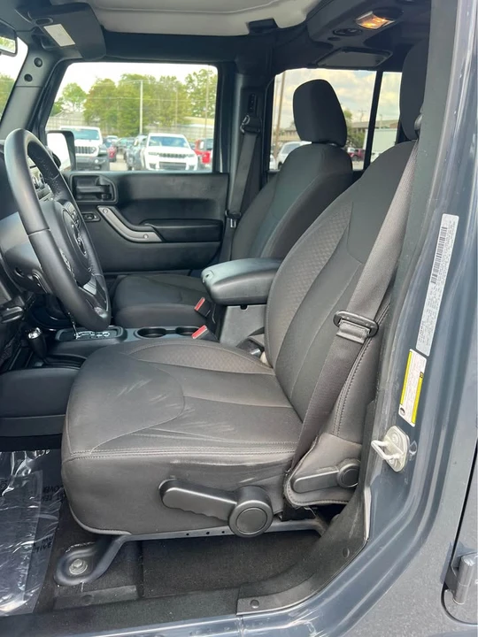 2018 Jeep JK Wrangler - Image 10 of 12