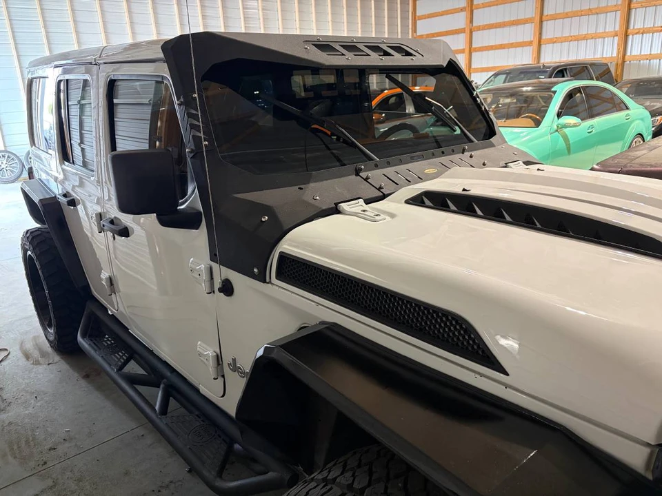 2018 Jeep JL Wrangler - Image 6 of 20