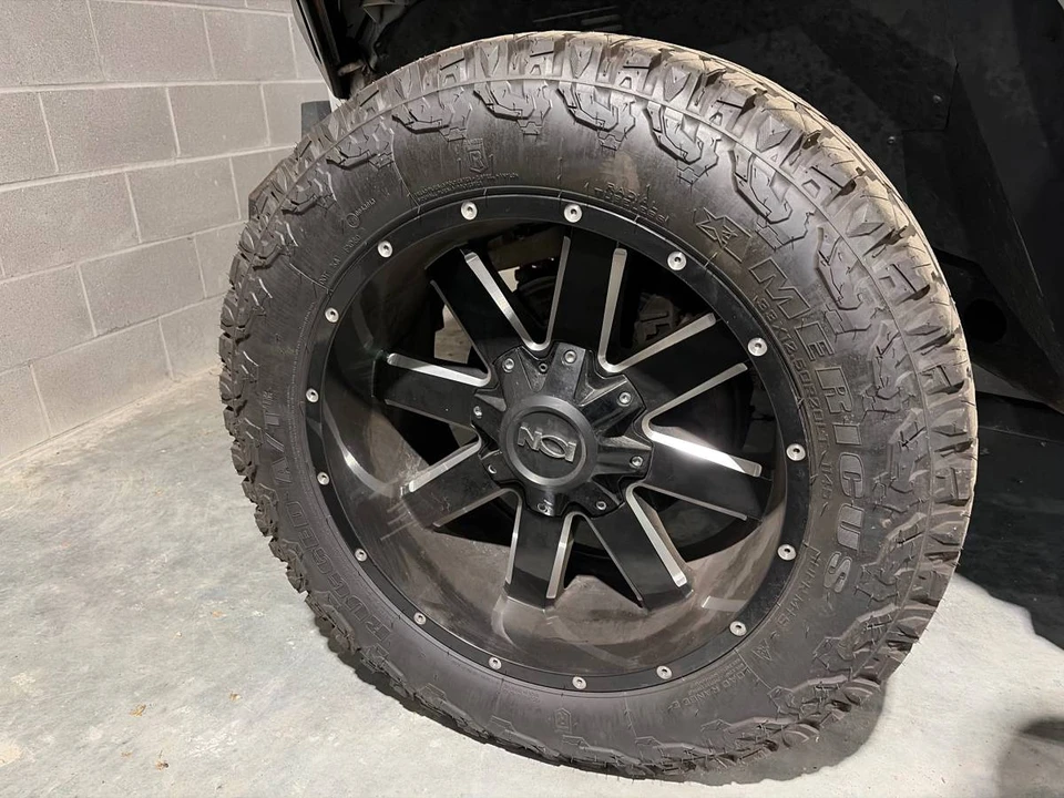 2018 Jeep JL Wrangler - Image 14 of 20