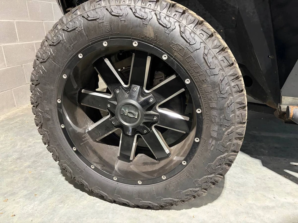 2018 Jeep JL Wrangler - Image 15 of 20