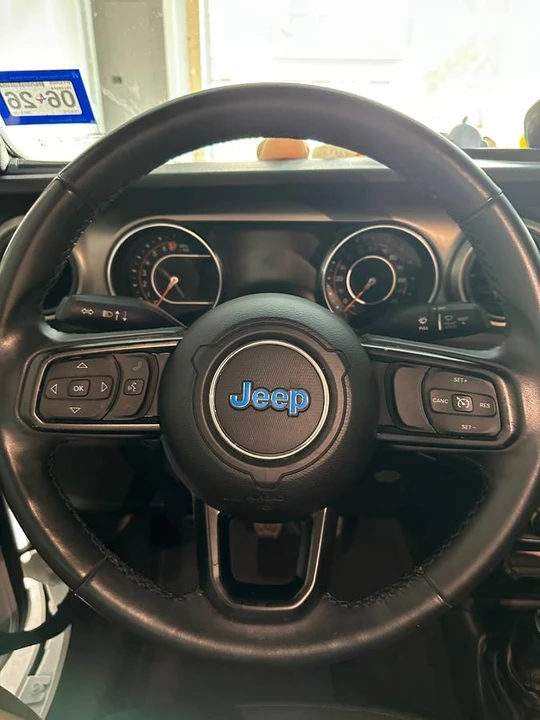 2018 Jeep JL Wrangler - Image 20 of 22