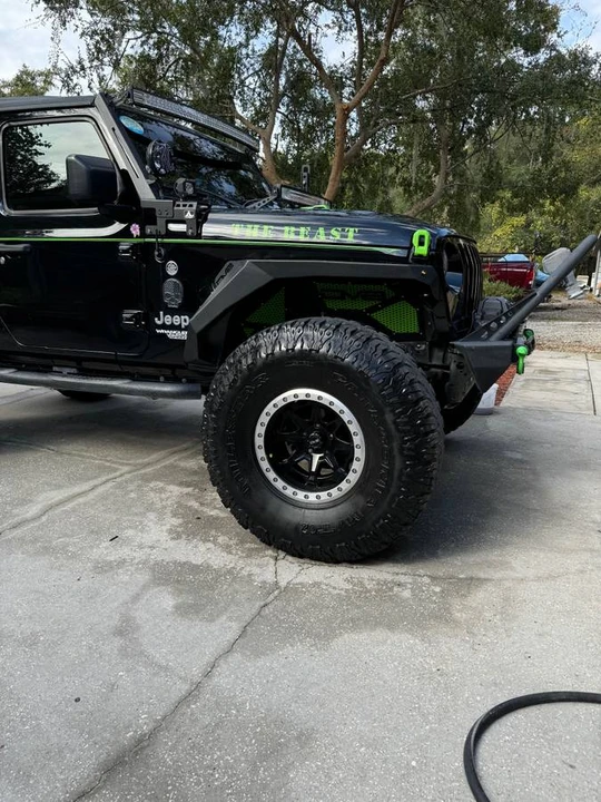 2018 Jeep JL Wrangler - Image 17 of 18