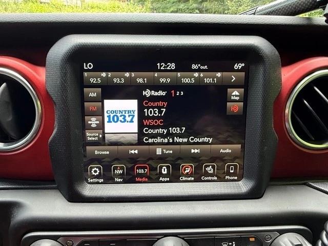 2018 Jeep JK Wrangler - Image 24 of 31