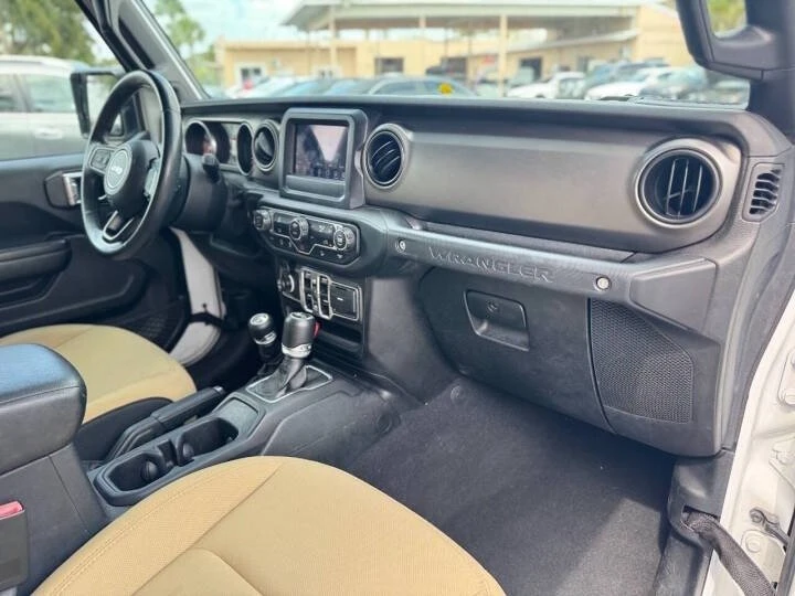 2018 Jeep JK Wrangler - Image 14 of 20