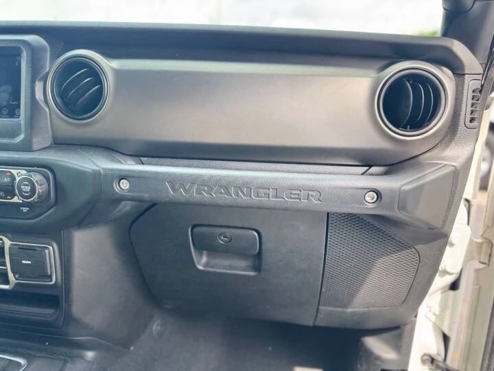 2018 Jeep JK Wrangler - Image 19 of 20
