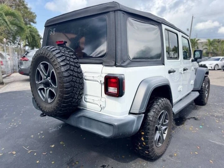 2018 Jeep JK Wrangler - Image 9 of 20