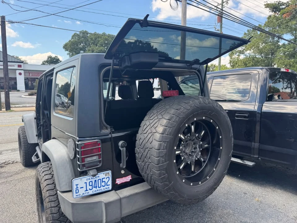 2018 Jeep JK Wrangler - Image 6 of 10