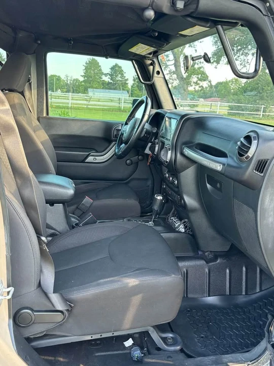 2018 Jeep JK Wrangler - Image 5 of 8