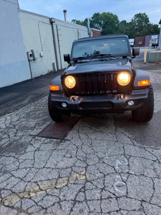 2018 Jeep JK Wrangler - Image 2 of 17