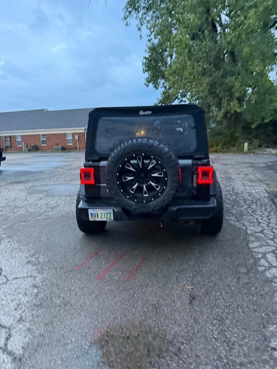 2018 Jeep JK Wrangler - Image 6 of 17
