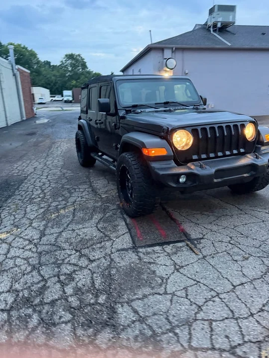 2018 Jeep JK Wrangler - Image 3 of 17