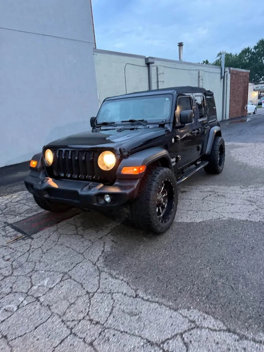 2018 Jeep JK Wrangler - Image 2 of 17