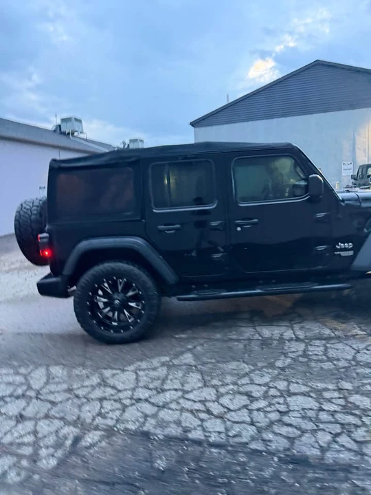 2018 Jeep JK Wrangler - Image 5 of 17
