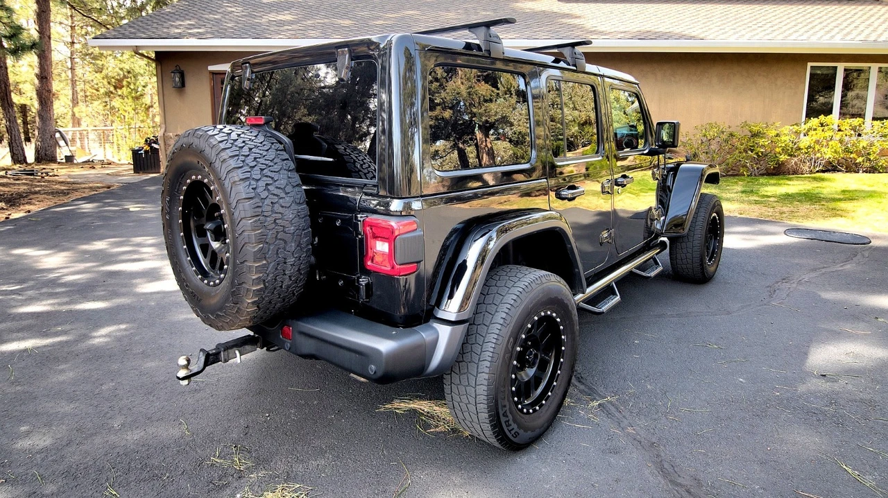 2018 Jeep JK Wrangler - Image 15 of 21