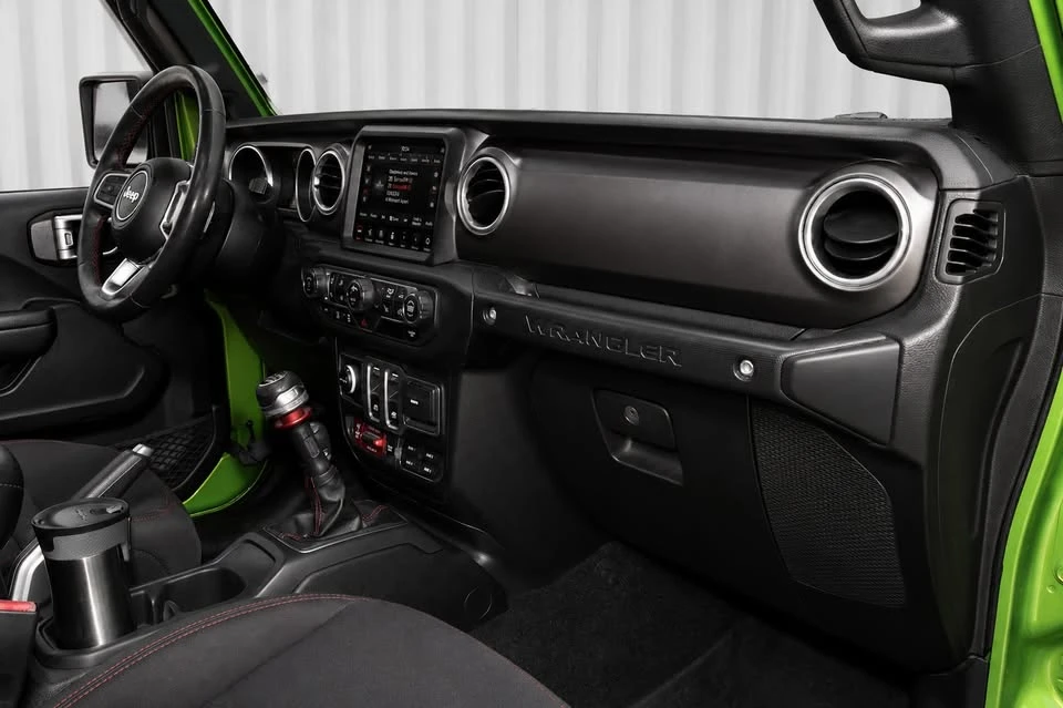 2018 Jeep JL Wrangler - Image 12 of 13
