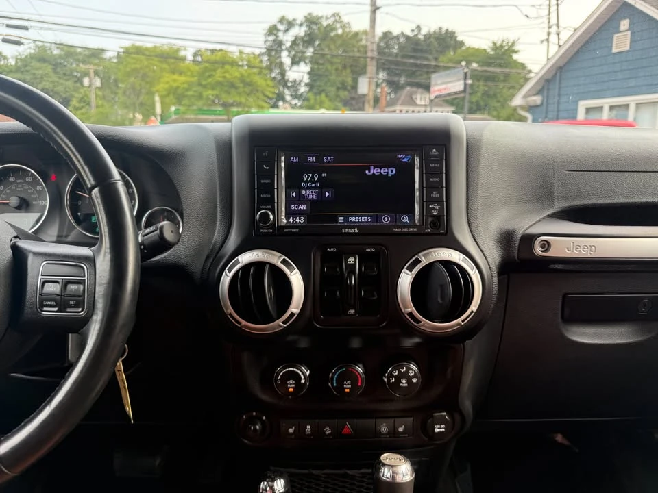 2018 Jeep JK Wrangler - Image 16 of 18