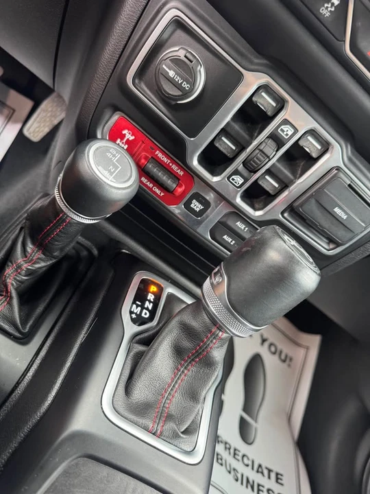 2018 Jeep JK Wrangler - Image 19 of 20