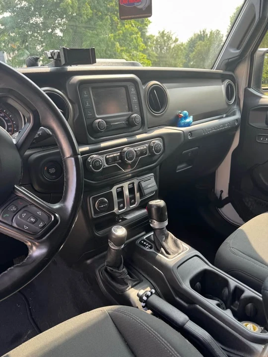 2018 Jeep JK Wrangler - Image 6 of 10