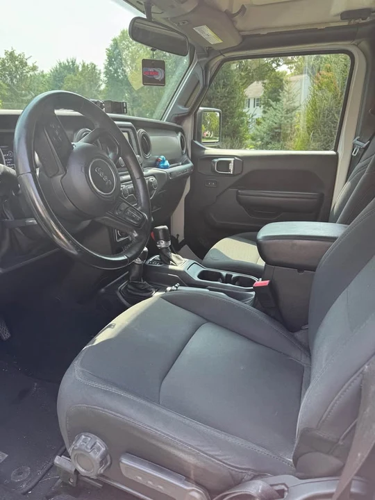 2018 Jeep JK Wrangler - Image 5 of 10