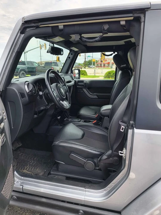 2018 Jeep JK Wrangler - Image 12 of 16