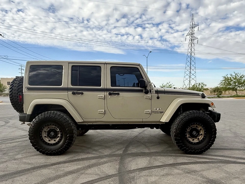 2018 Jeep JL Wrangler - Image 2 of 21