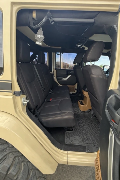 2018 Jeep JL Wrangler - Image 20 of 21