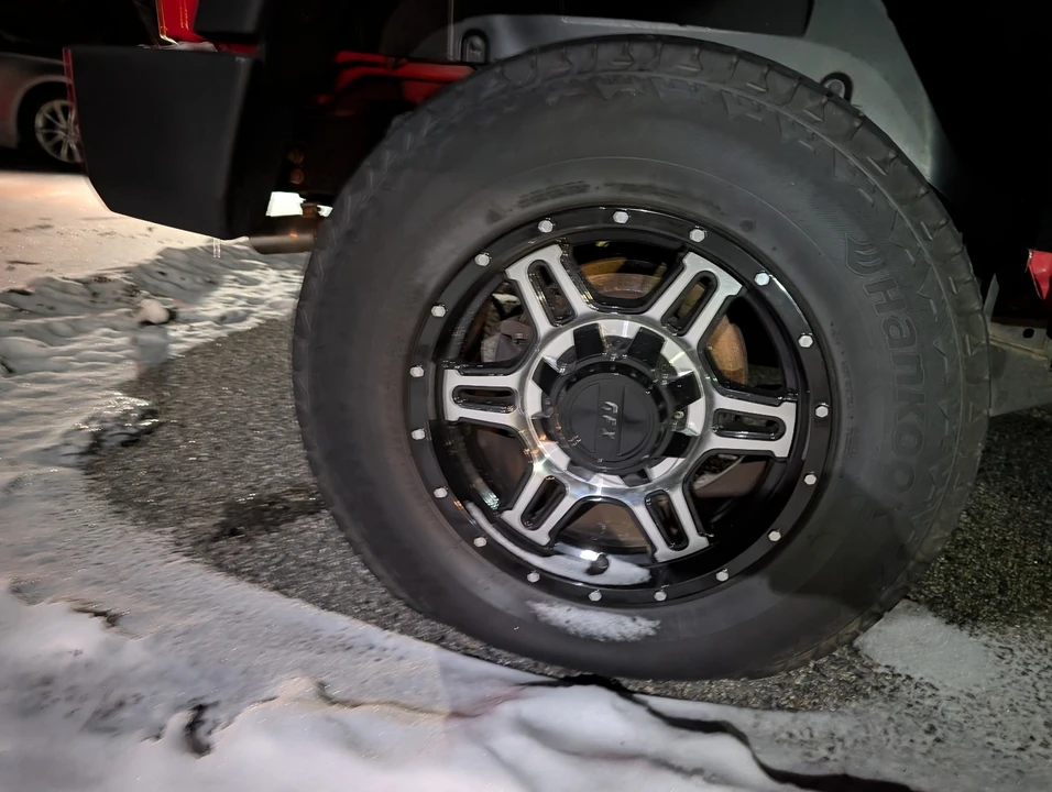 2018 Jeep JL Wrangler - Image 4 of 18