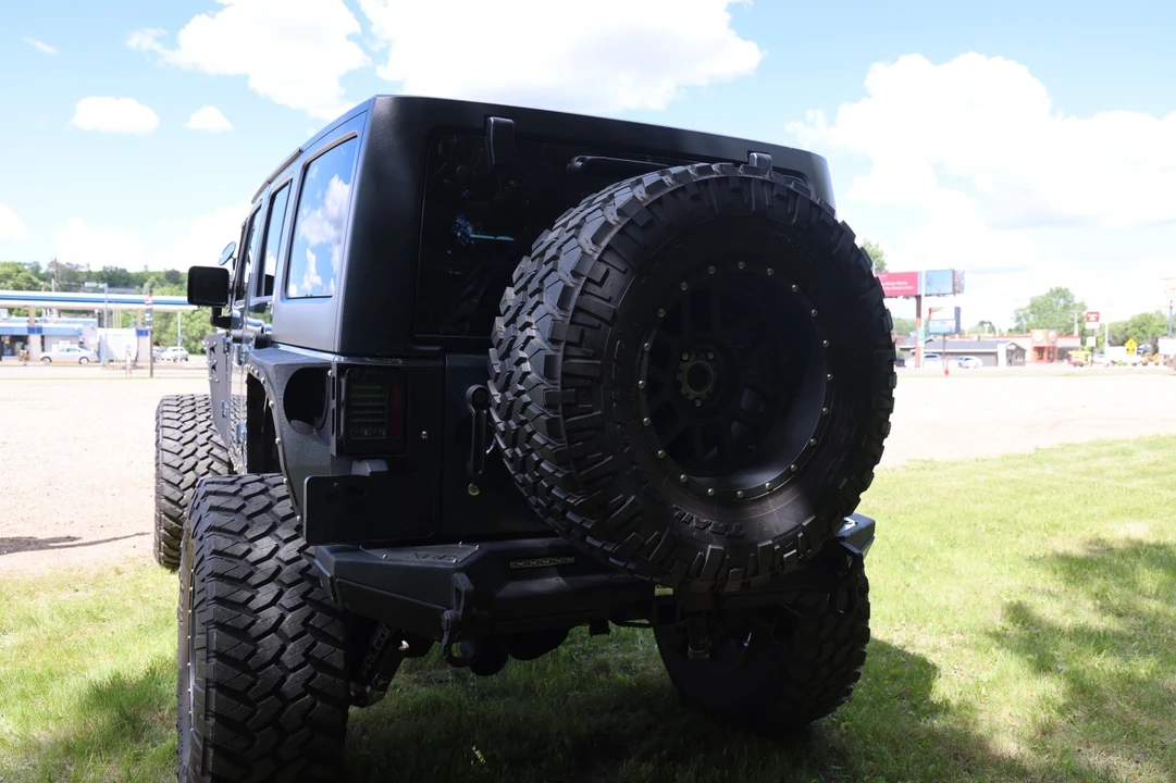 2018 Jeep Wrangler - Image 9 of 20
