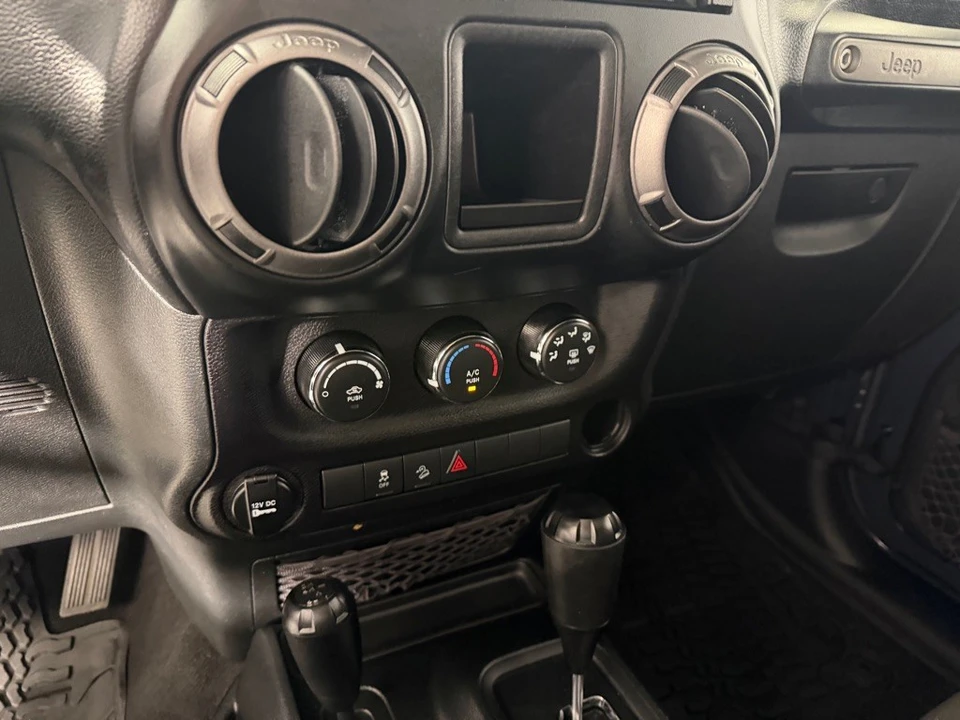 2018 Jeep JK Wrangler - Image 14 of 20