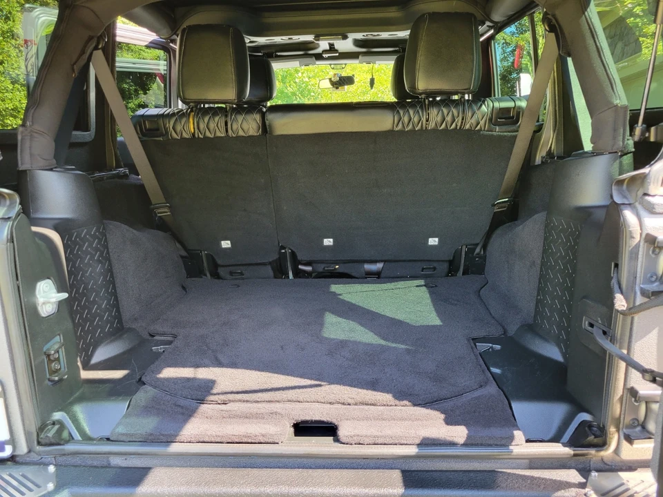 2018 Jeep Wrangler - Image 10 of 21