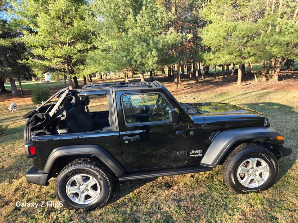 2018 Jeep JL Wrangler - Image 15 of 21