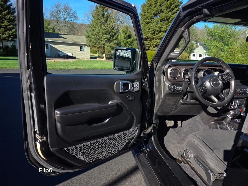 2018 Jeep JL Wrangler - Image 18 of 21
