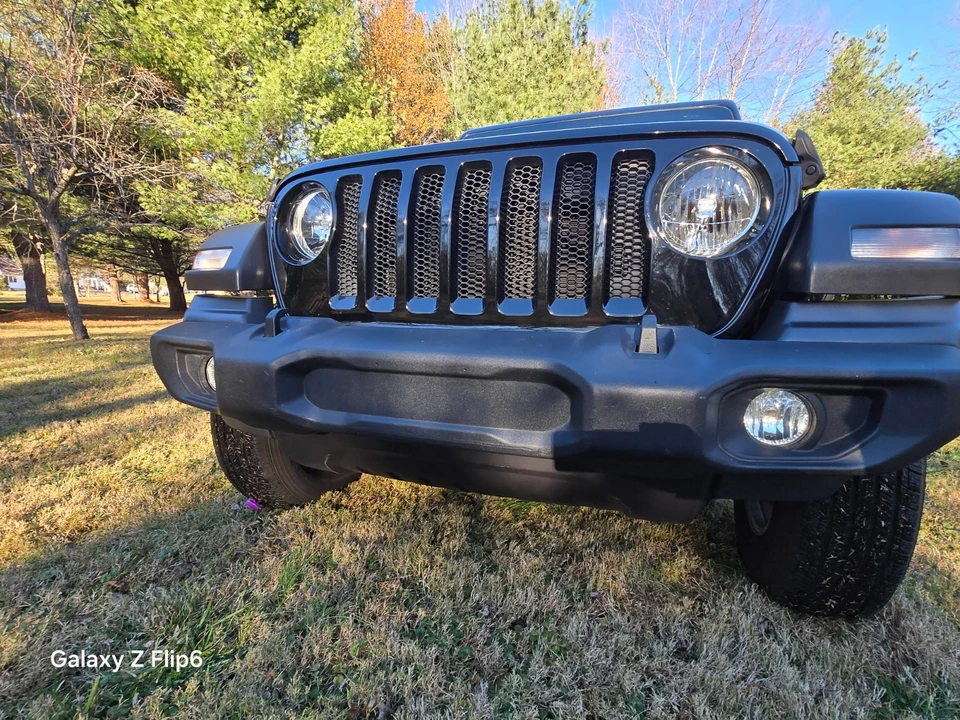 2018 Jeep JL Wrangler - Image 10 of 21