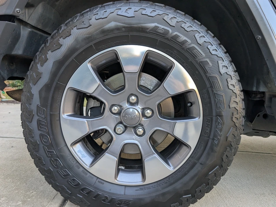 2018 Jeep JL Wrangler - Image 15 of 21
