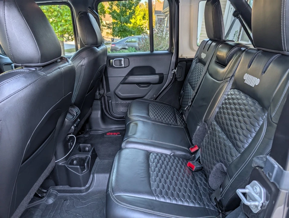 2018 Jeep JL Wrangler - Image 17 of 21